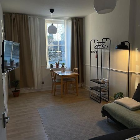 شقة Cozy Flat In The Heart Of Leith إدنبرة المظهر الخارجي الصورة