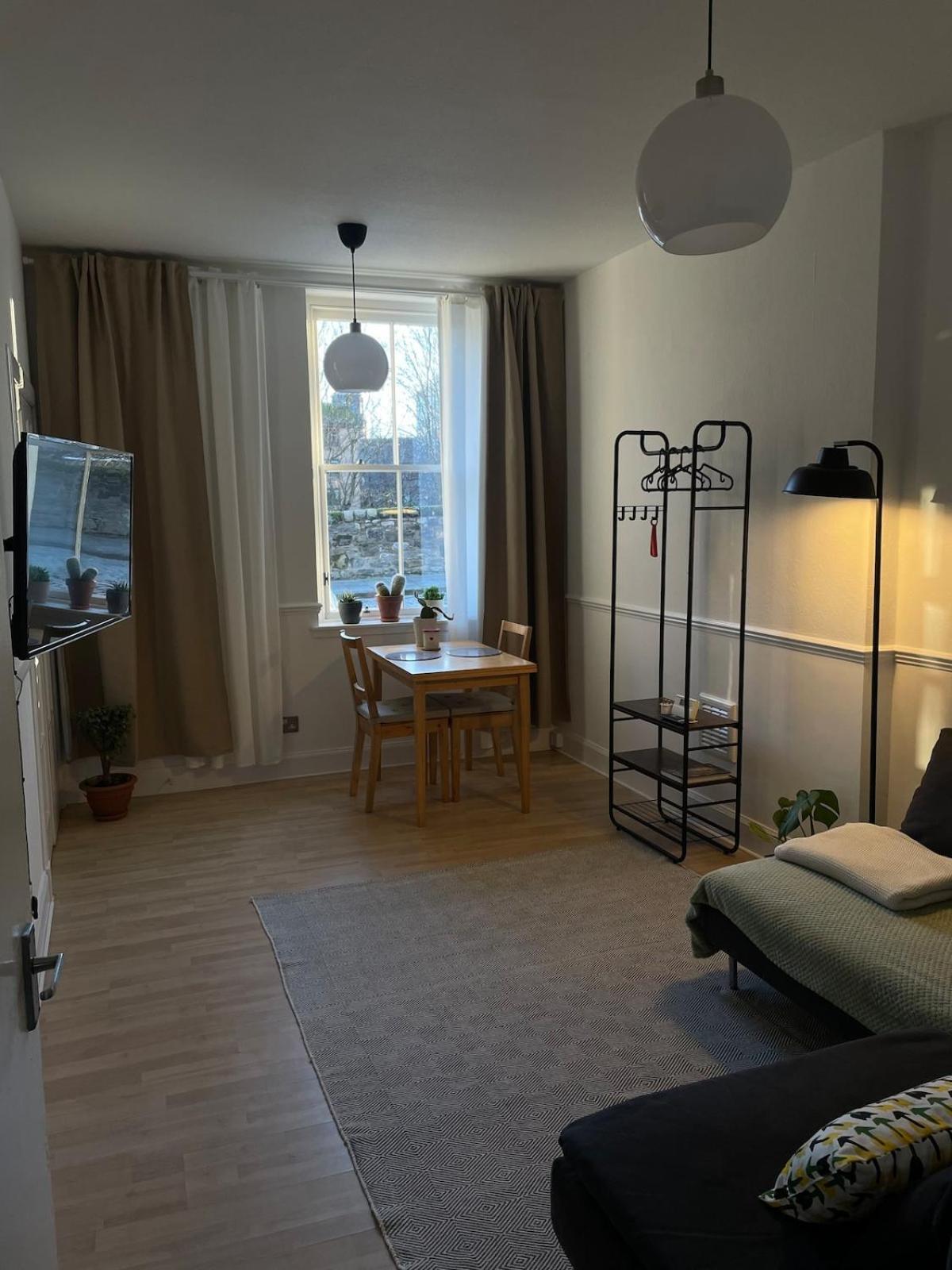 شقة Cozy Flat In The Heart Of Leith إدنبرة المظهر الخارجي الصورة